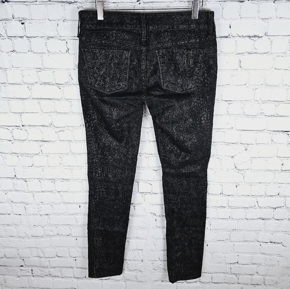 BLACH ORCHID | Black Widow suble snake python print skinny stretch jeans - Picture 2 of 10